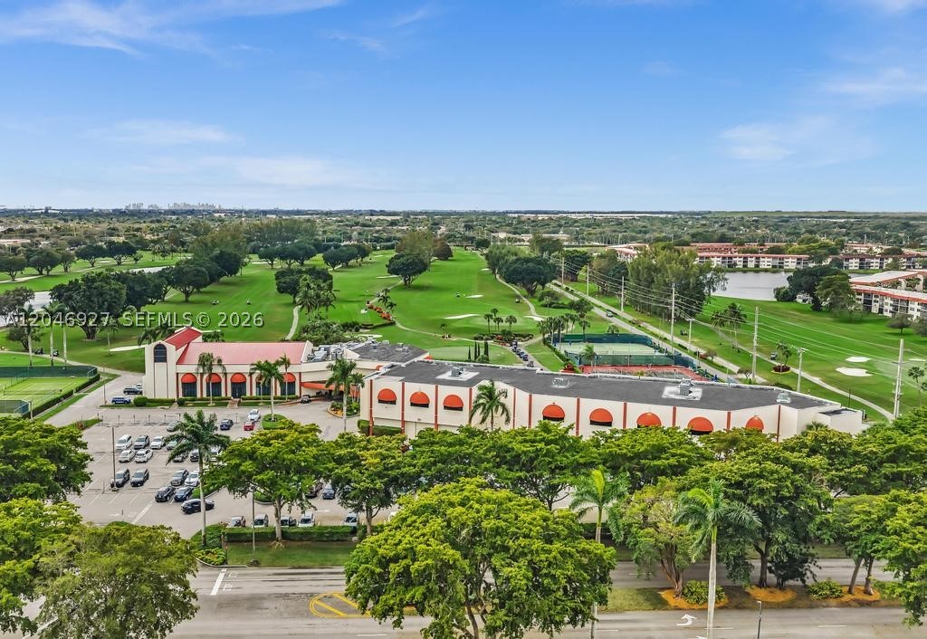 HOLLYBROOK GOLF AND - Residential