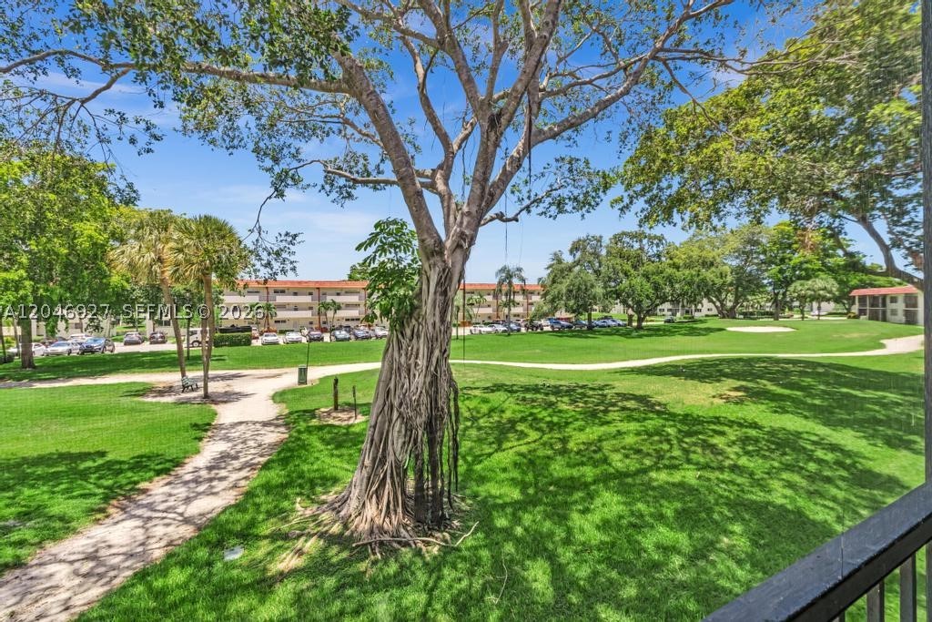HOLLYBROOK GOLF AND - Residential