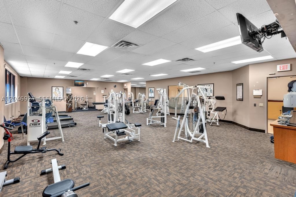 HOLLYBROOK GOLF AND - Residential