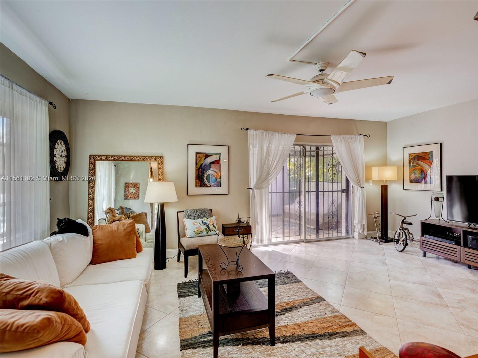 RITTENHOUSE SQUARE CONDO - Residential