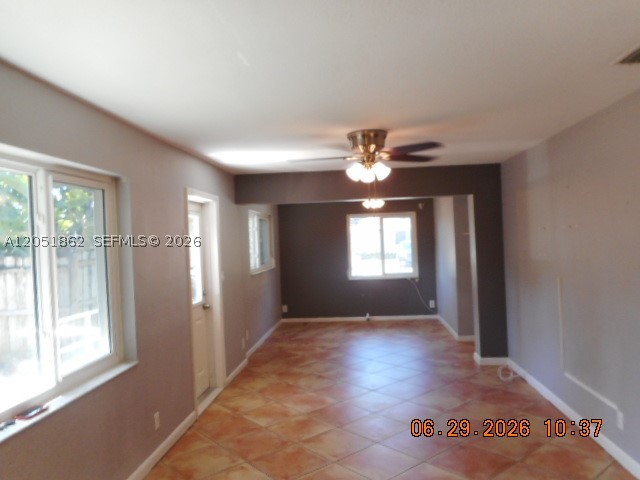 MANOR SQUARE - Residential Income