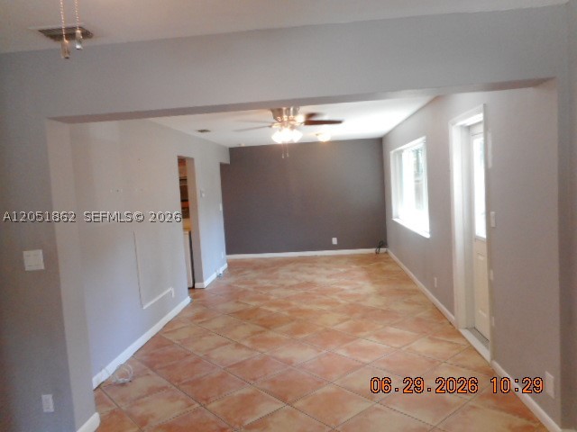 MANOR SQUARE - Residential Income