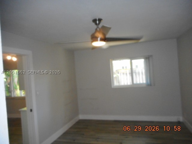 MANOR SQUARE - Residential Income