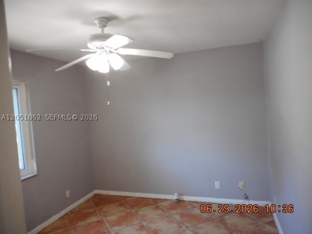 MANOR SQUARE - Residential Income