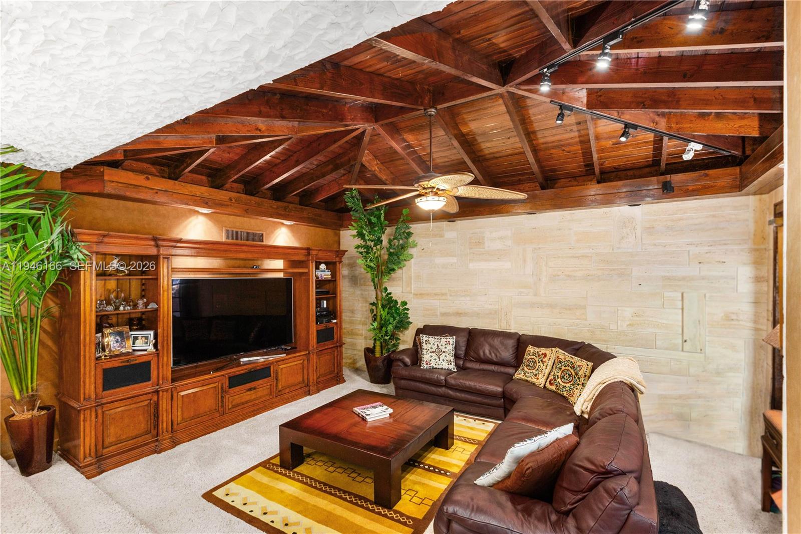 CYPRESS COVE ESTS SEC 3 - Residential