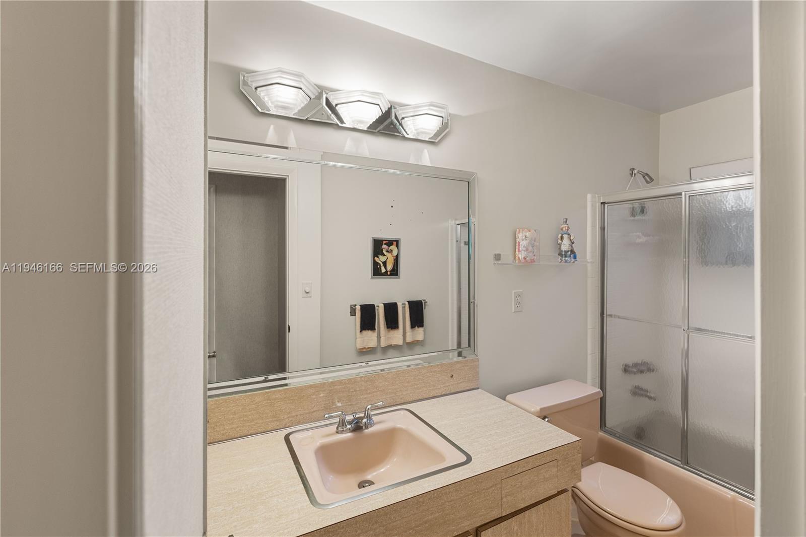 CYPRESS COVE ESTS SEC 3 - Residential