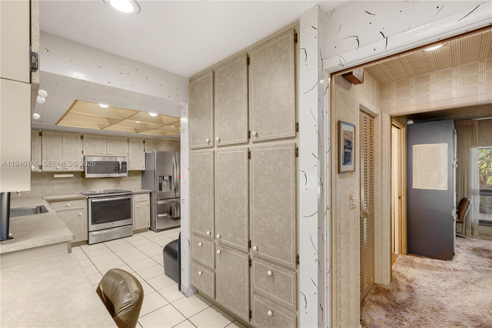 CYPRESS COVE ESTS SEC 3 - Residential