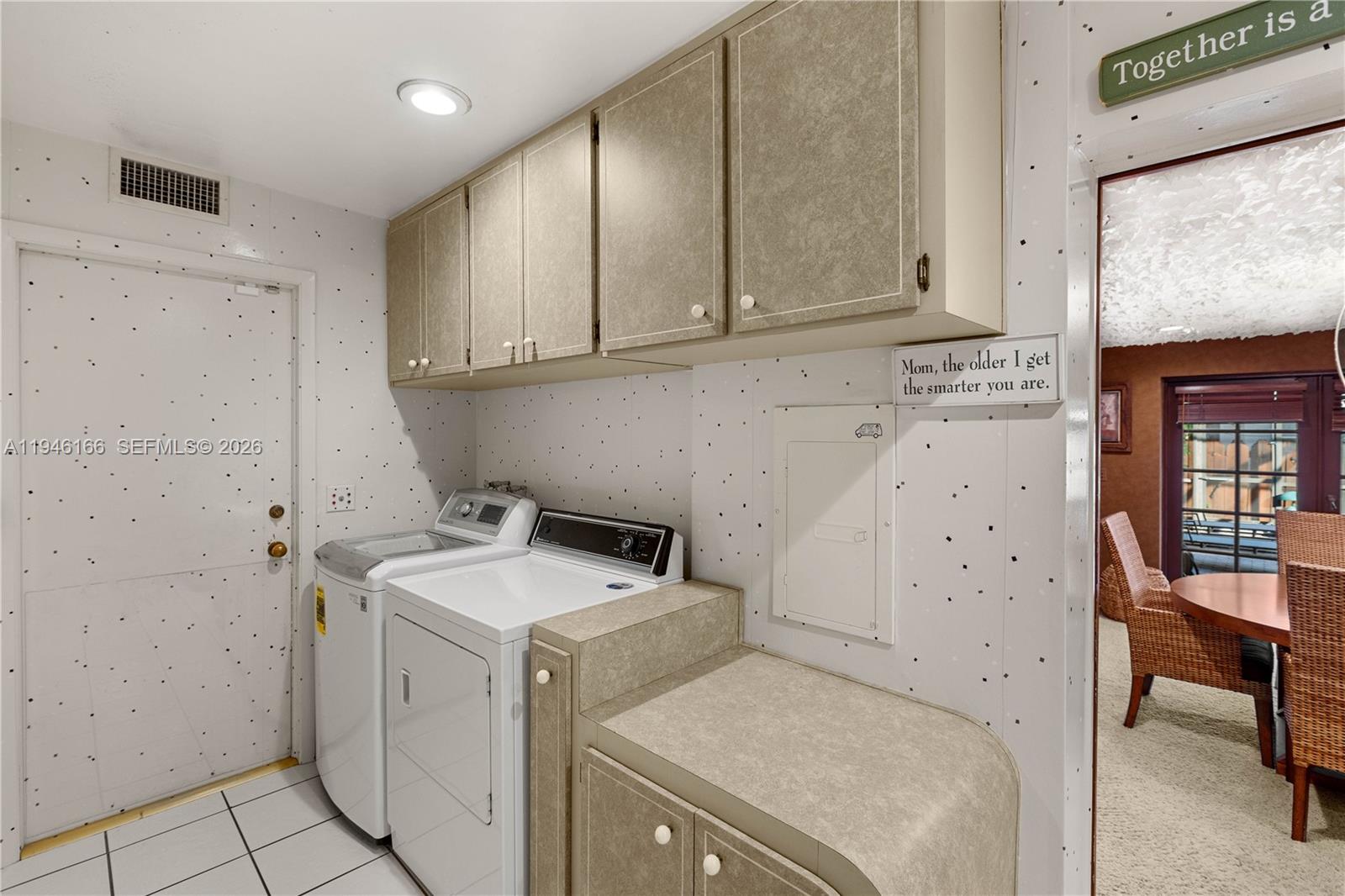 CYPRESS COVE ESTS SEC 3 - Residential