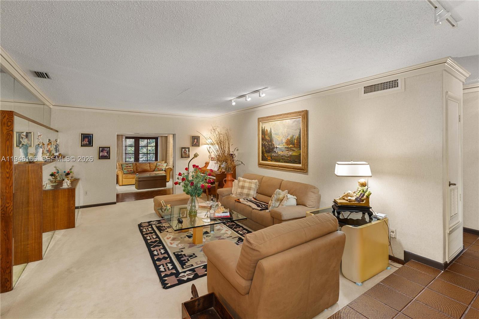 CYPRESS COVE ESTS SEC 3 - Residential