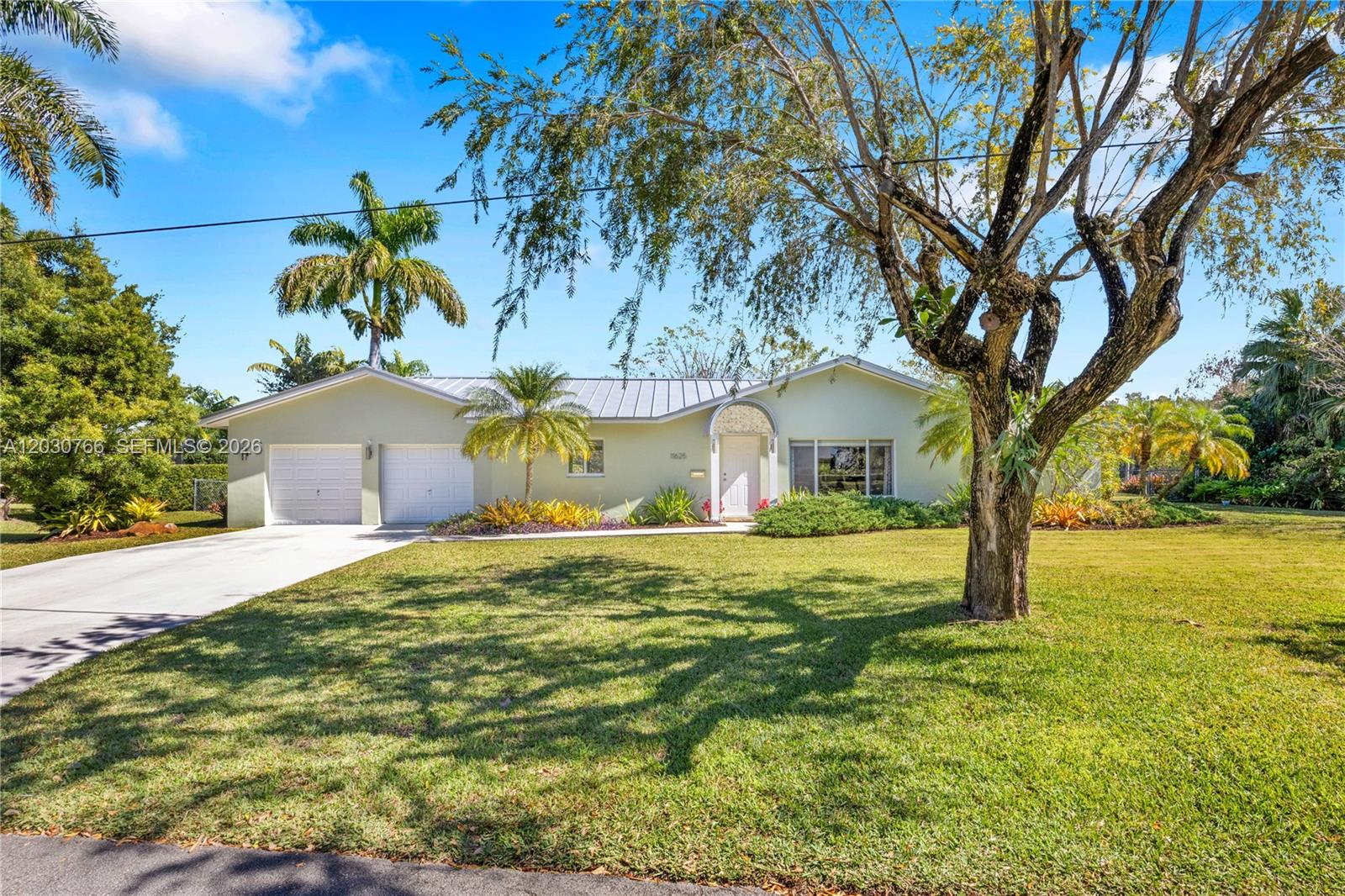 OAKRIDGE ESTATES SEC 3 - Residential Lease
