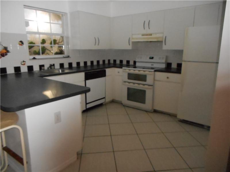 UNIVERSITY PARK - Residential Lease