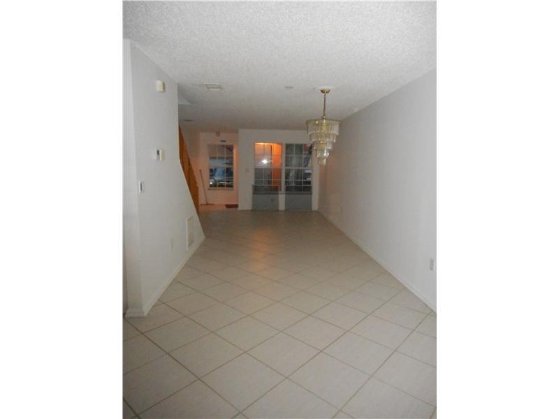 UNIVERSITY PARK - Residential Lease