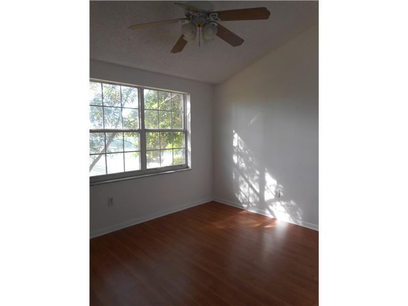 UNIVERSITY PARK - Residential Lease