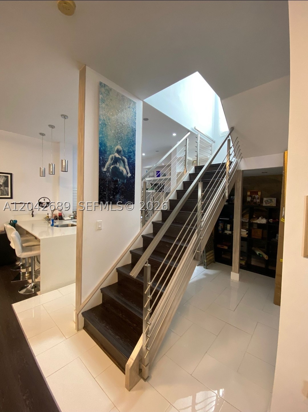 GATEWAY TO THE GROVE COND - Residential