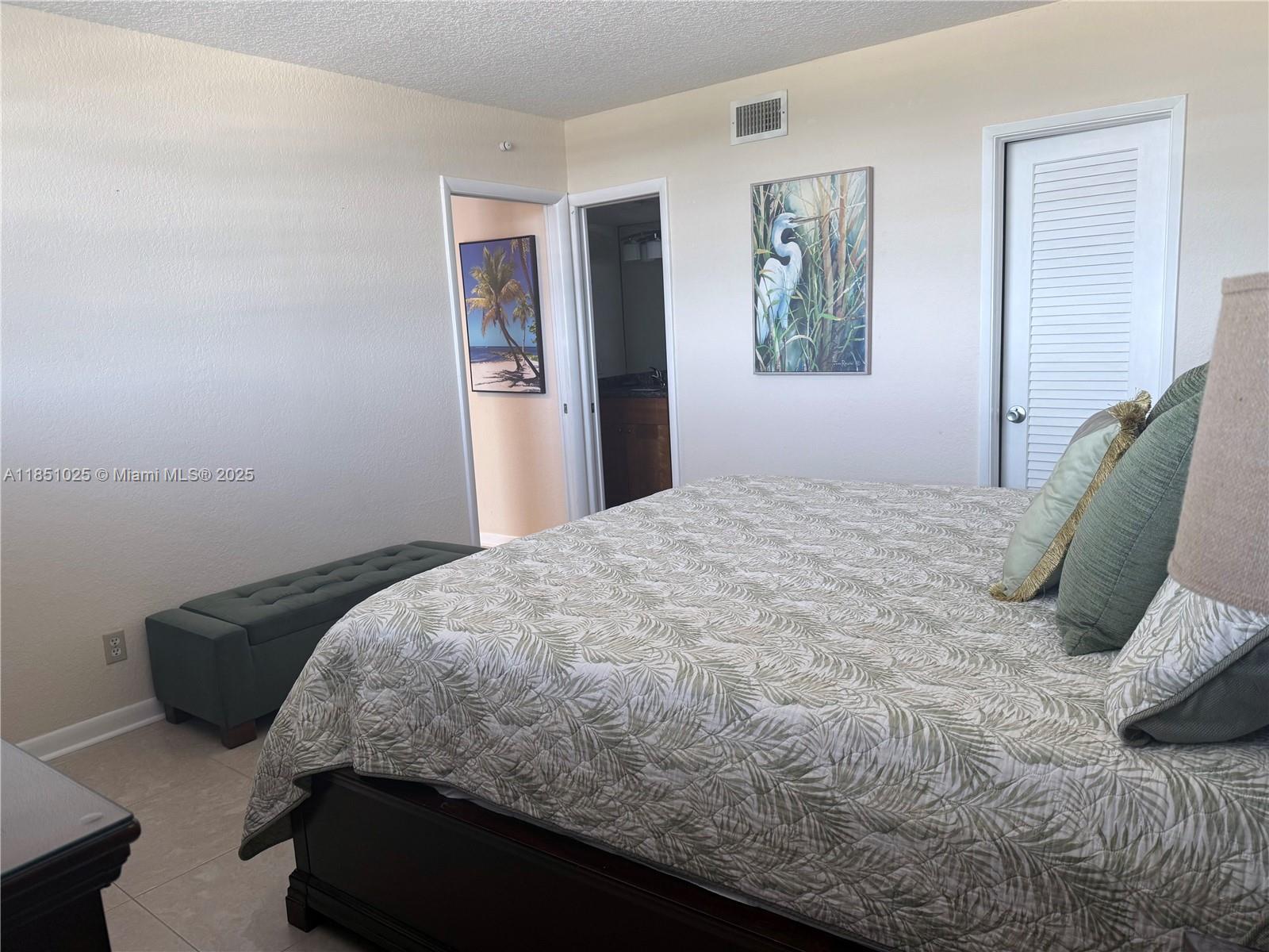 GARDEN-AIRE VILLAGE - Residential