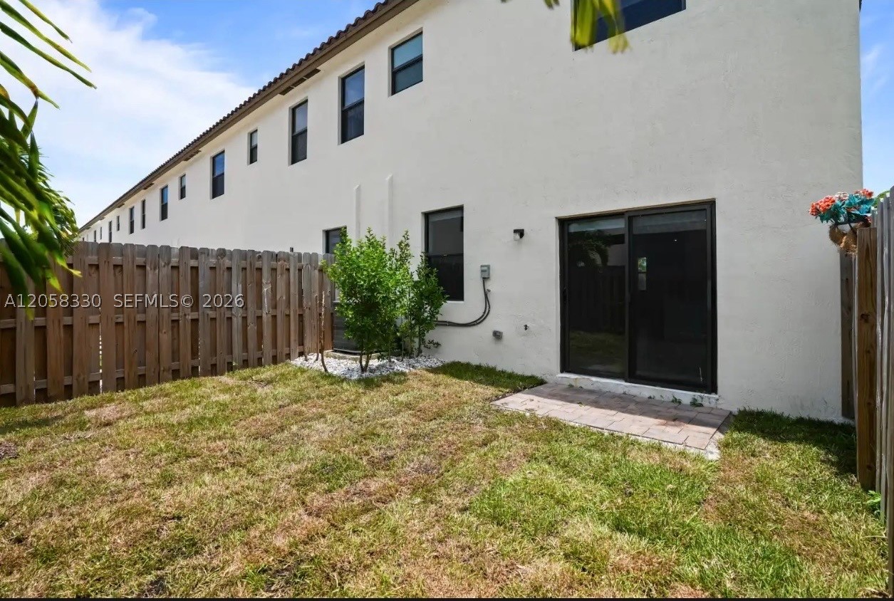 SILVER PALM RESIDENTIAL H - Residential