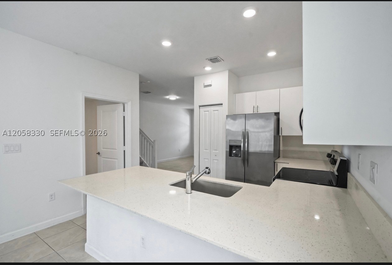 SILVER PALM RESIDENTIAL H - Residential