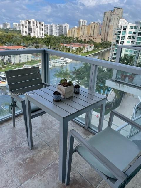 UPTOWN MARINA LOFTS CONDO - Residential