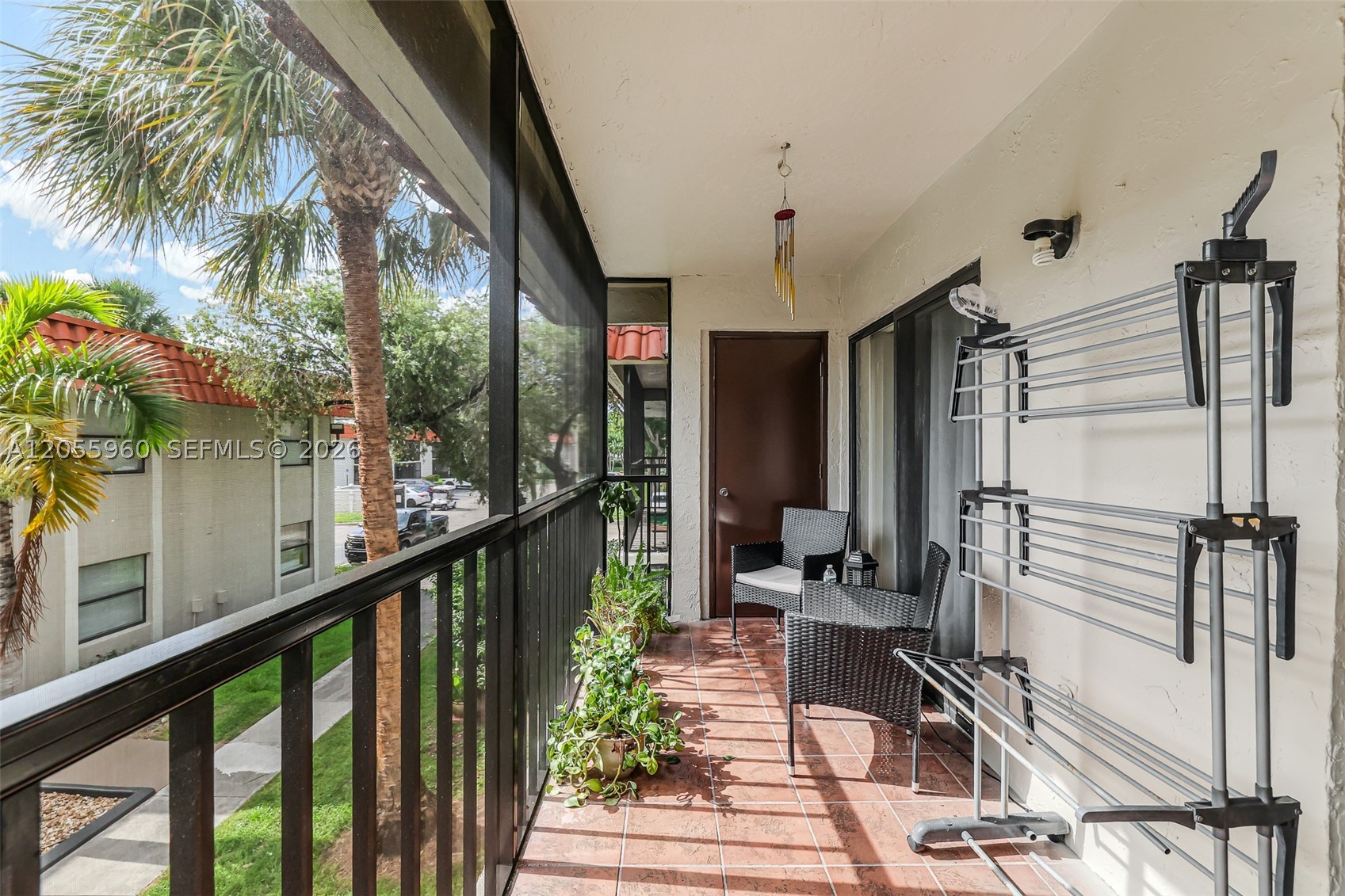 BANYAN TREE SEVEN CONDO - Residential