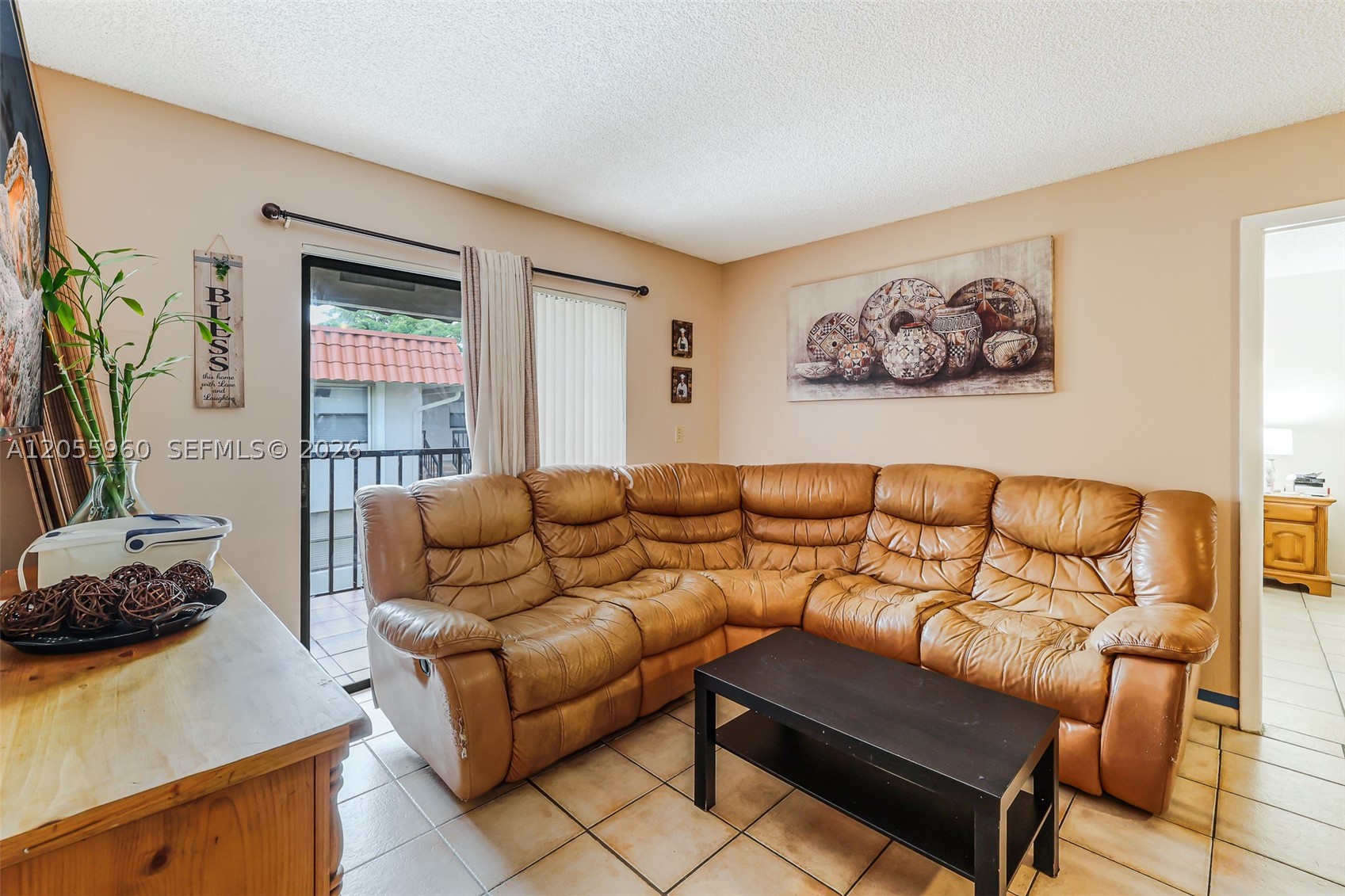 BANYAN TREE SEVEN CONDO - Residential