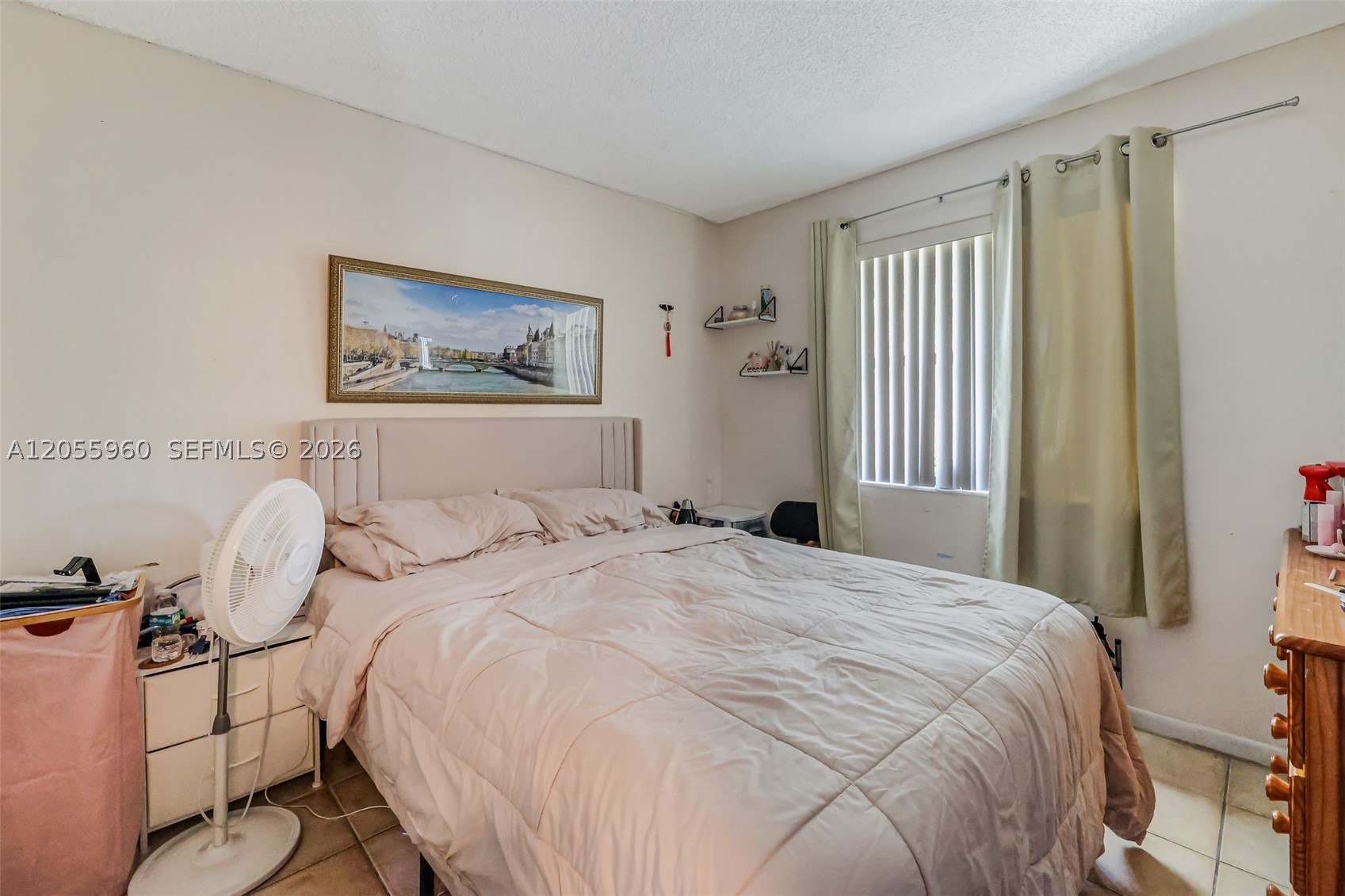 BANYAN TREE SEVEN CONDO - Residential