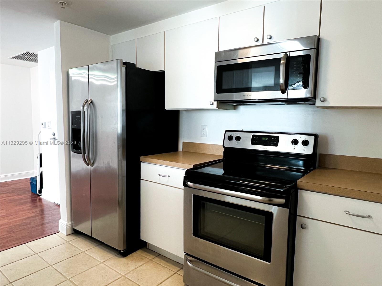 VUE AT BRICKELL CONDO - Residential Lease