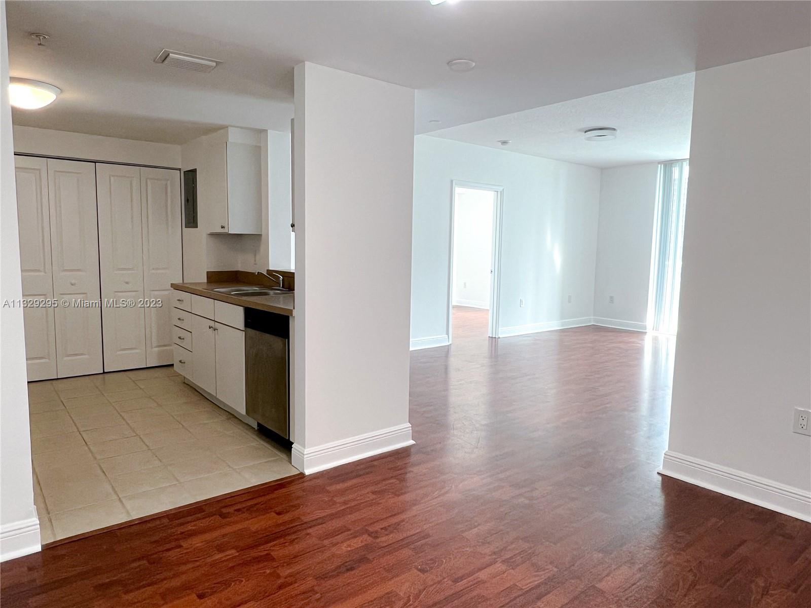 VUE AT BRICKELL CONDO - Residential Lease