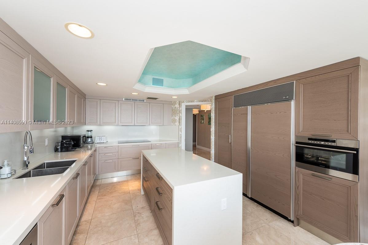 SOLIMAR CONDOMINIUM - Residential