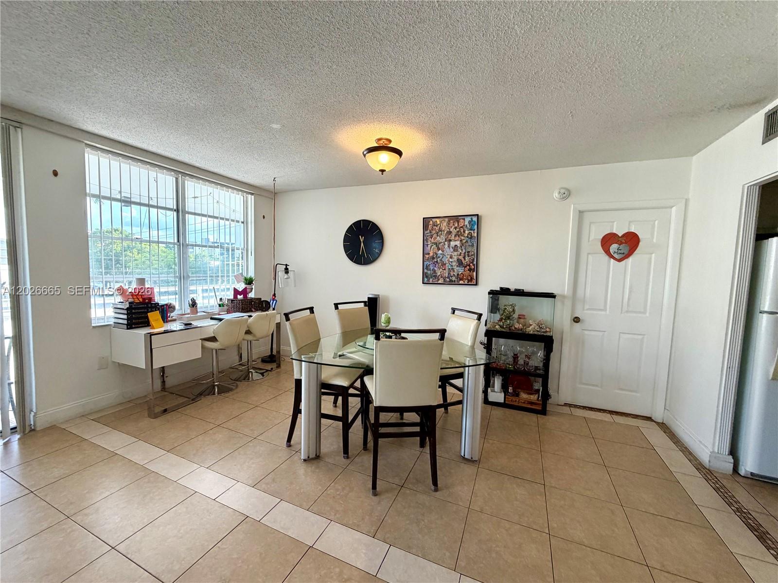 THE VINTAGE CONDO - Residential