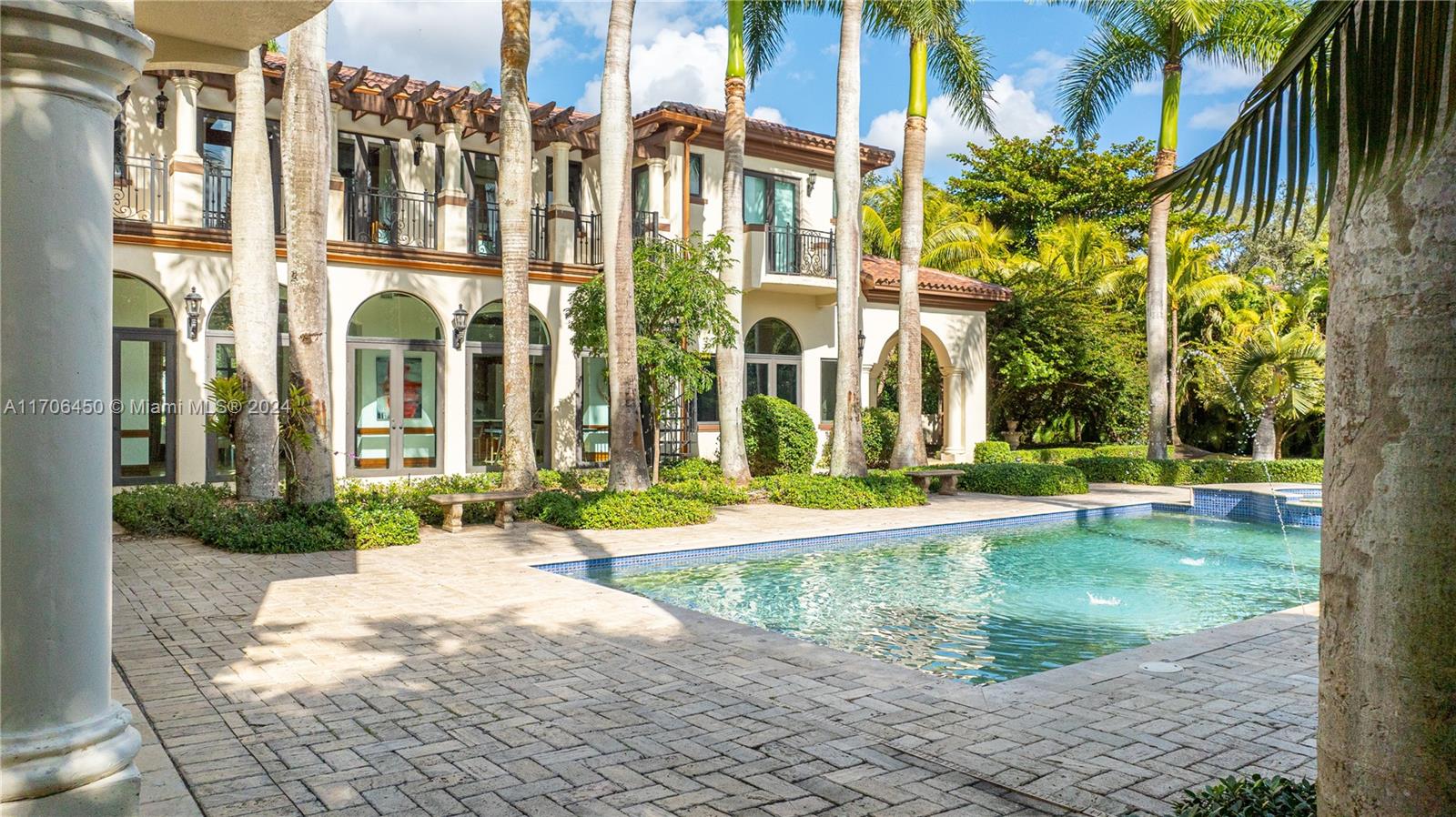 HELMS COUNTRY ESTATES ADD - Residential