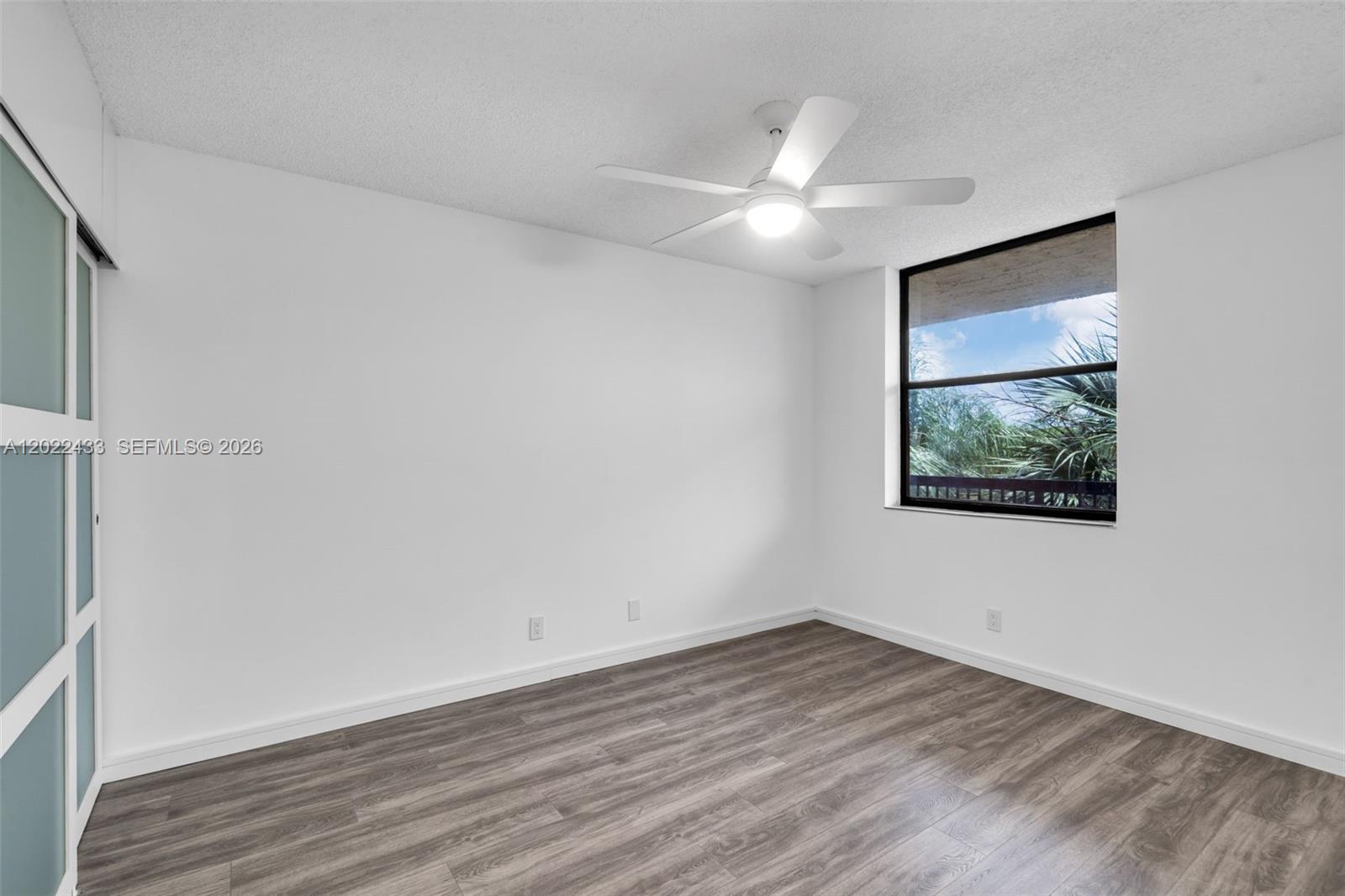APPLEWOOD 2 - Residential