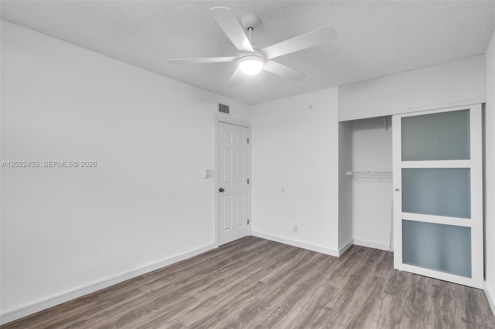 APPLEWOOD 2 - Residential