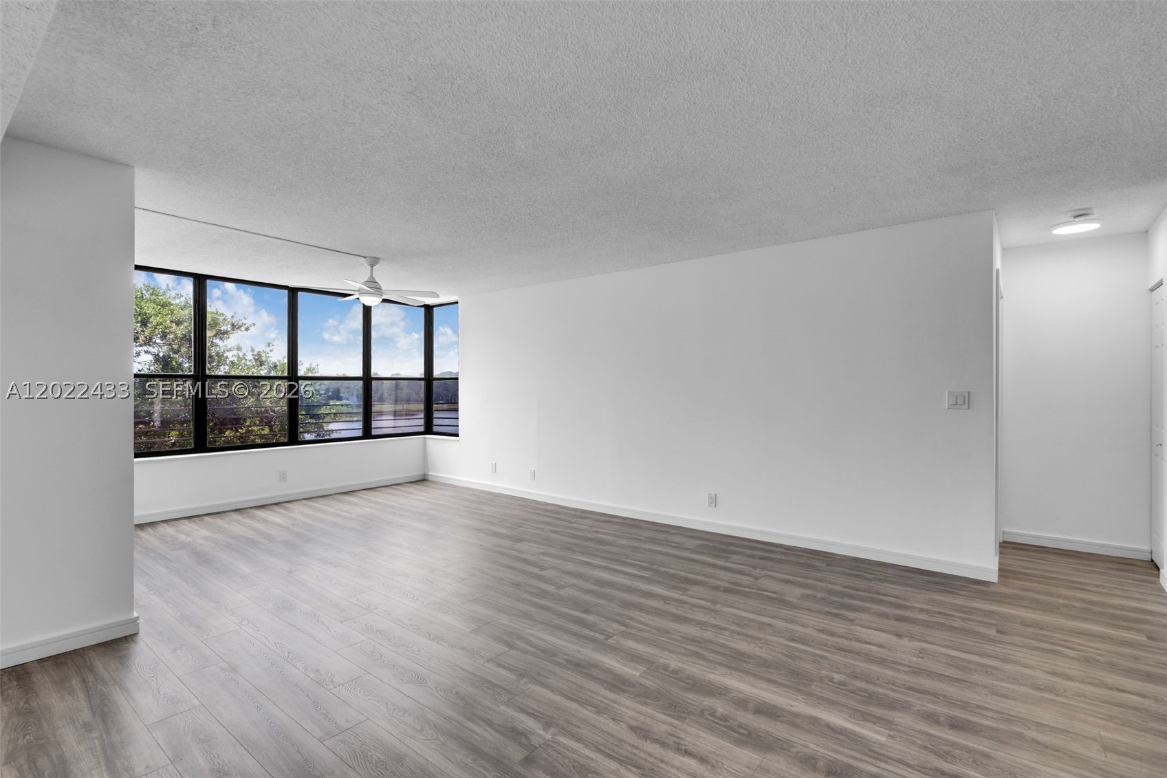 APPLEWOOD 2 - Residential