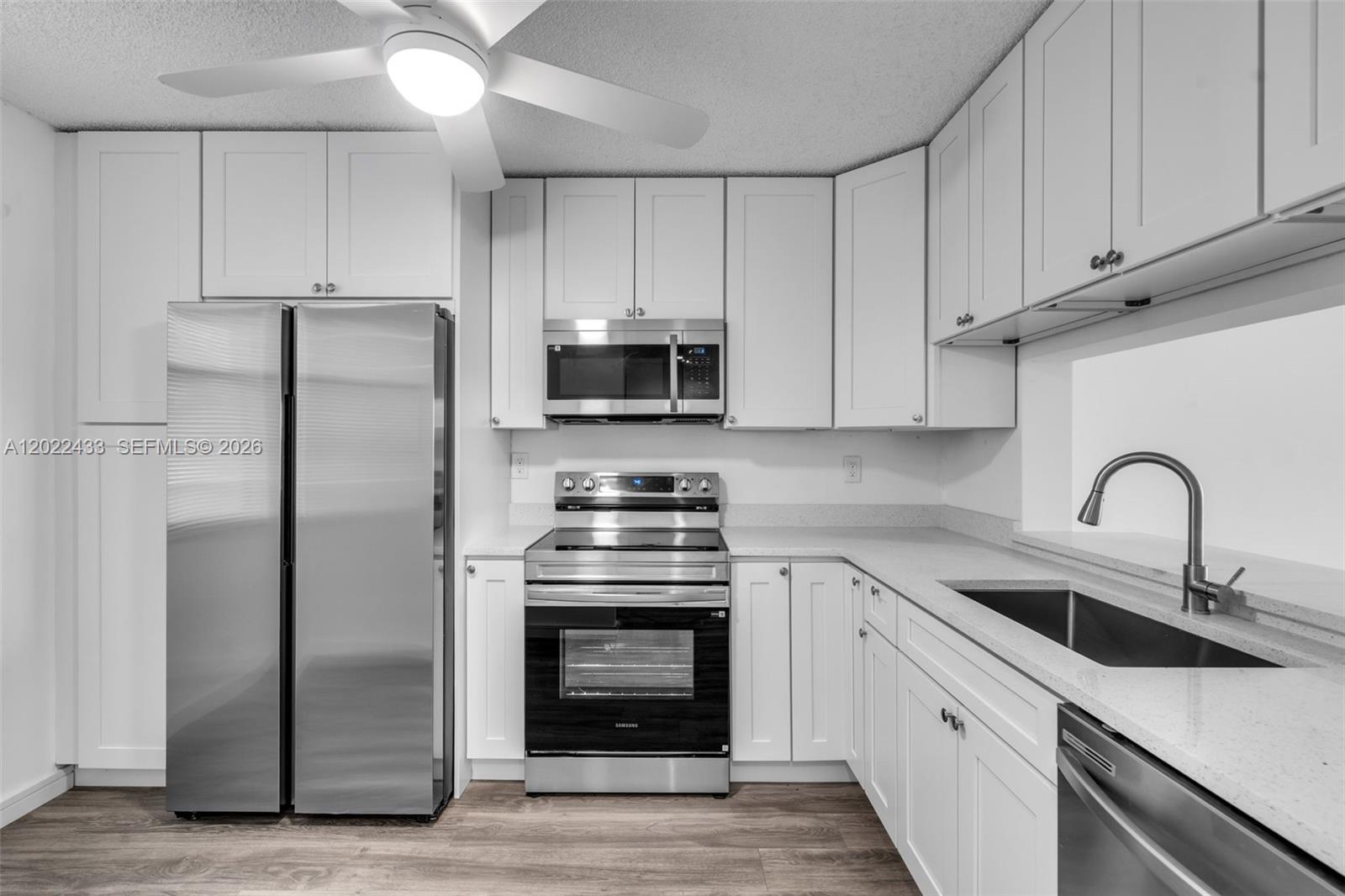 APPLEWOOD 2 - Residential