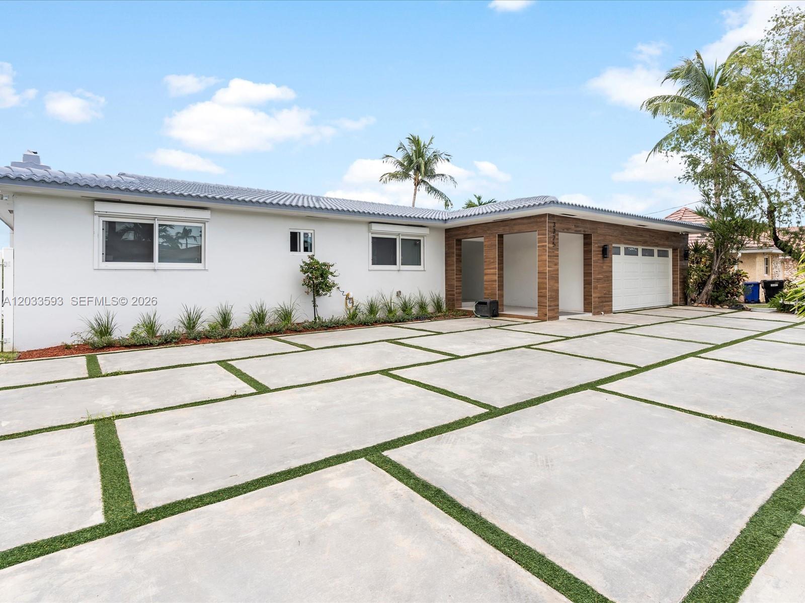 EASTERN SHORES 1ST ADDN - Residential Lease
