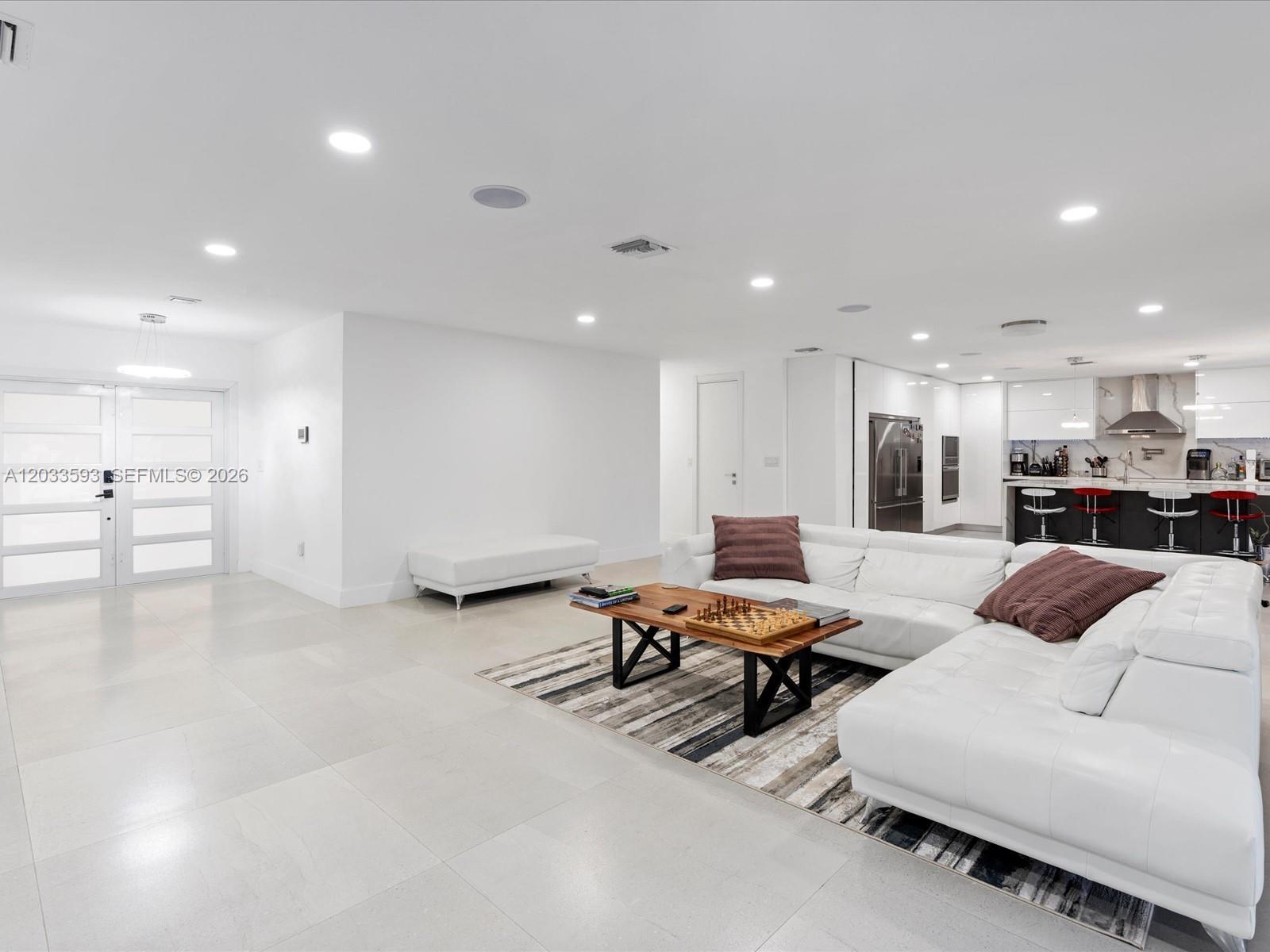 EASTERN SHORES 1ST ADDN - Residential Lease