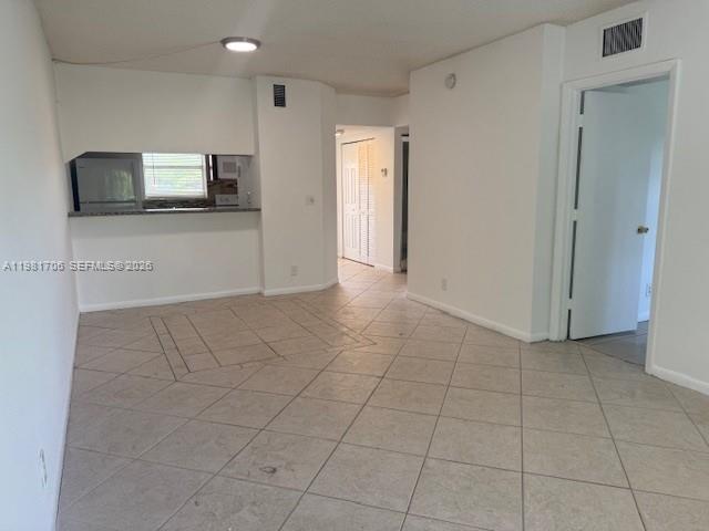 COUNTRY GARDENS CONDO - Residential