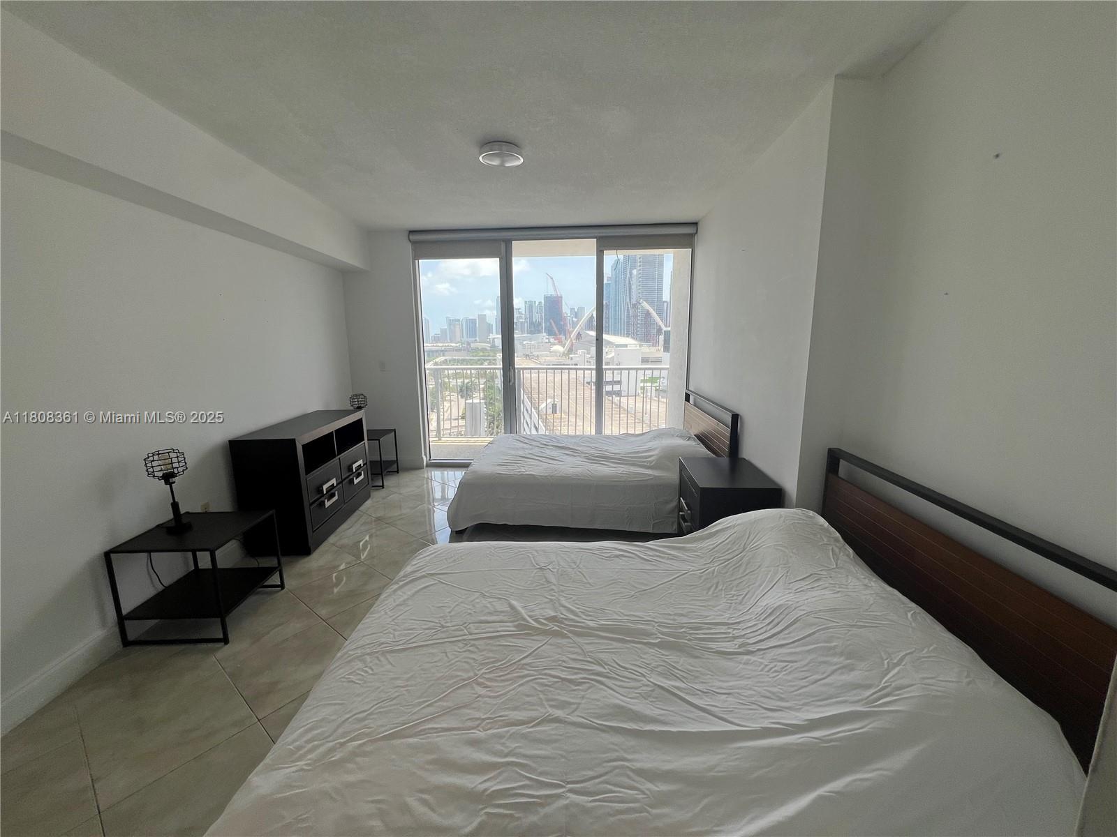 OPERA TOWER CONDO - Residential