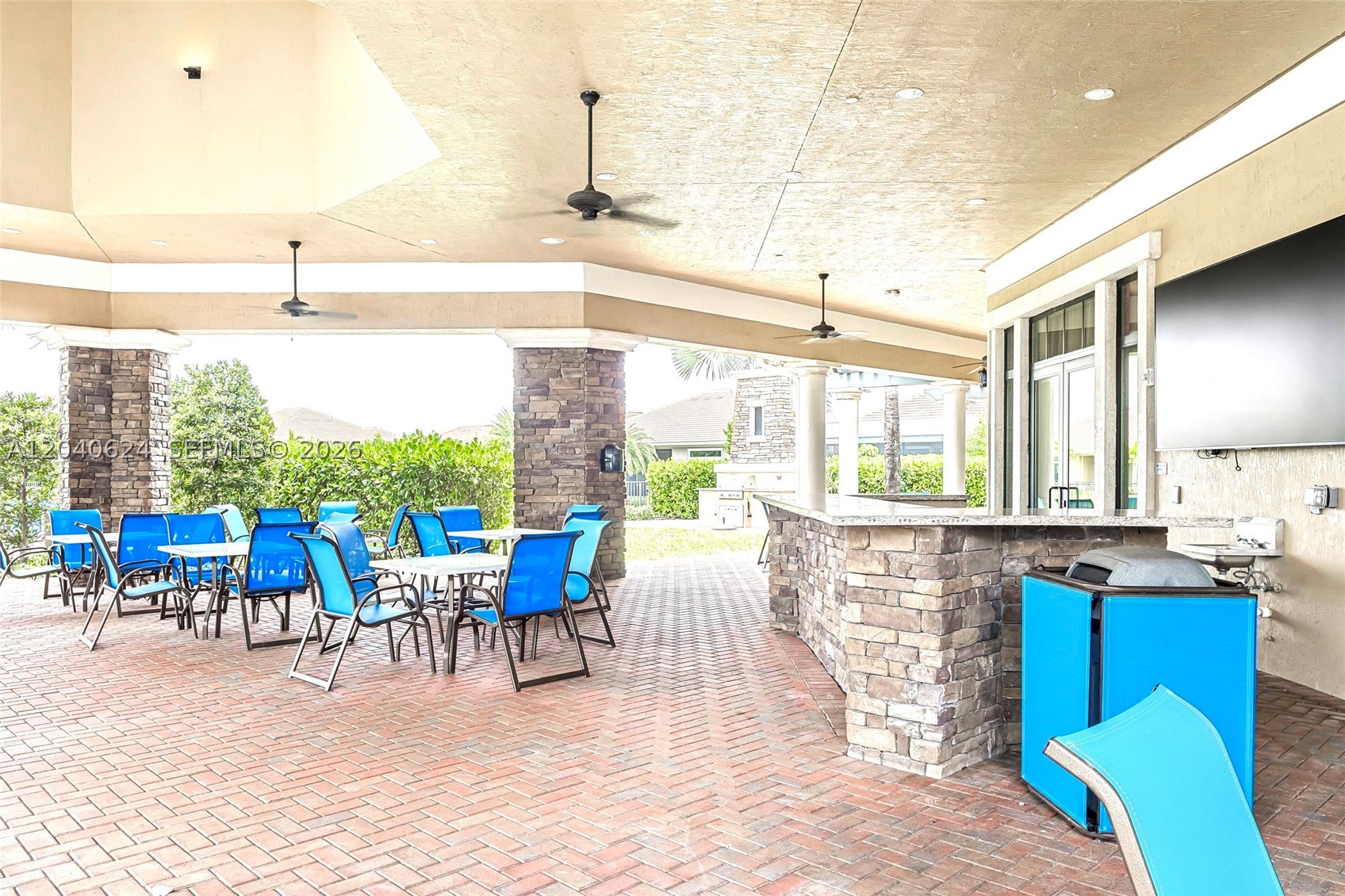 PARKLAND ROYALE - Residential