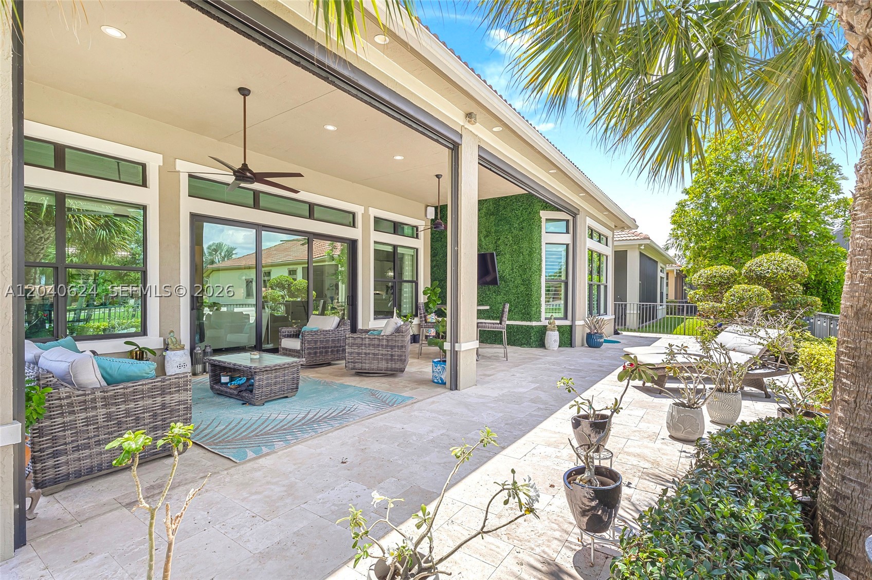 PARKLAND ROYALE - Residential