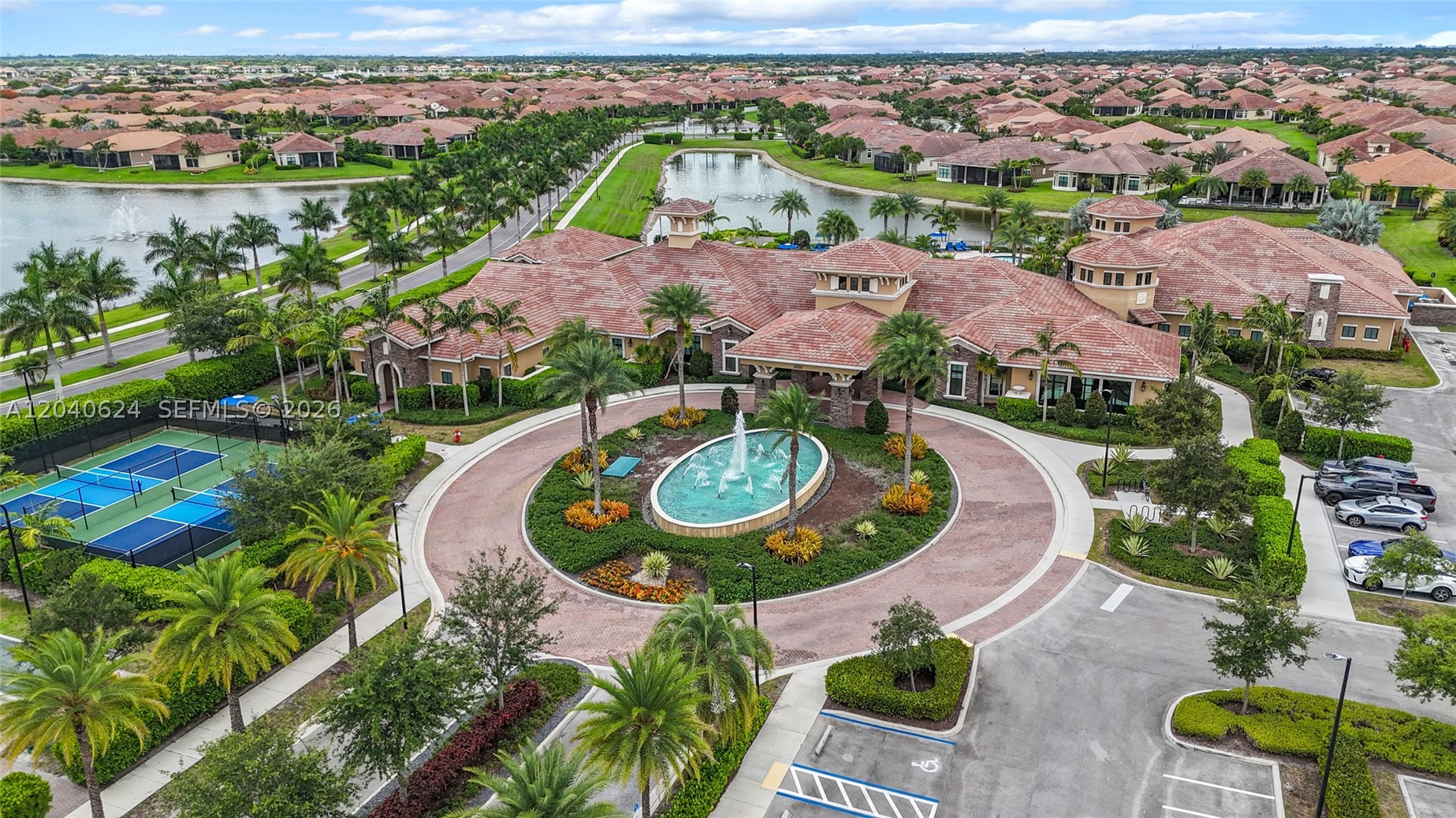 PARKLAND ROYALE - Residential