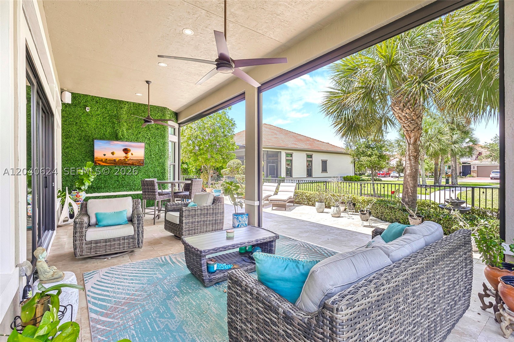 PARKLAND ROYALE - Residential