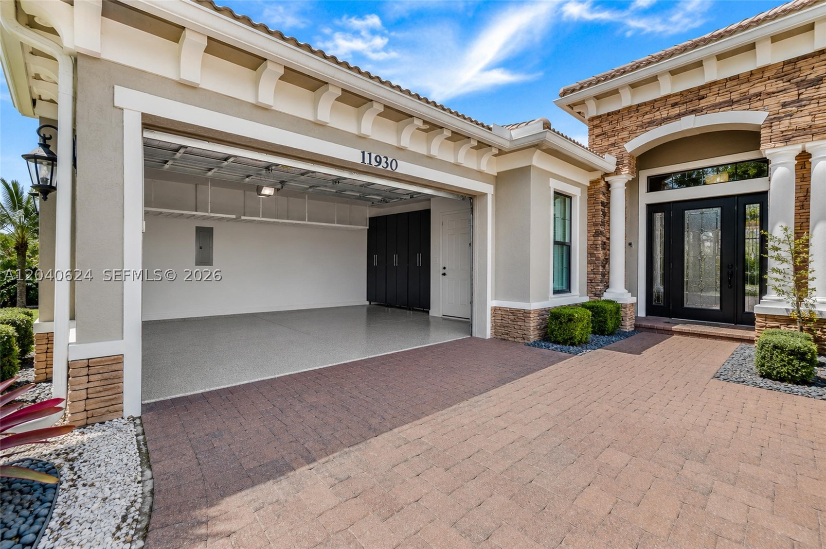 PARKLAND ROYALE - Residential
