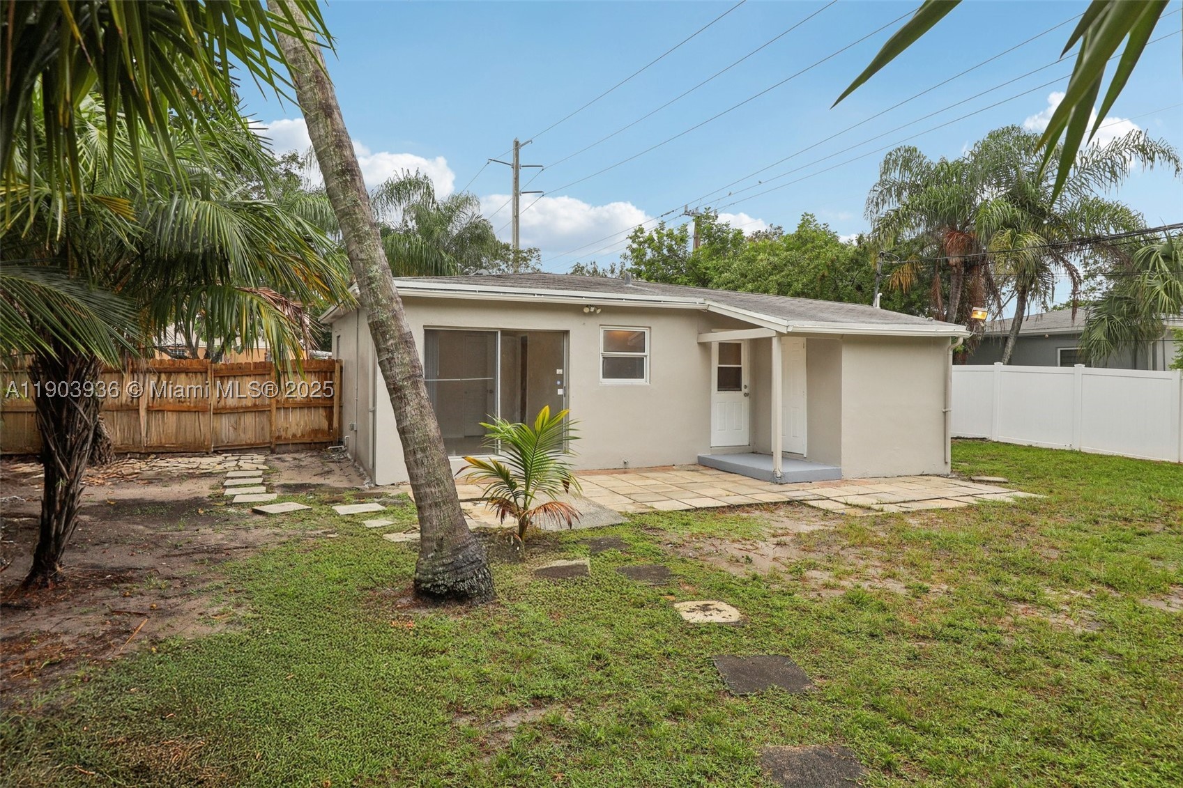 HOLIDAY HEIGHTS - Residential