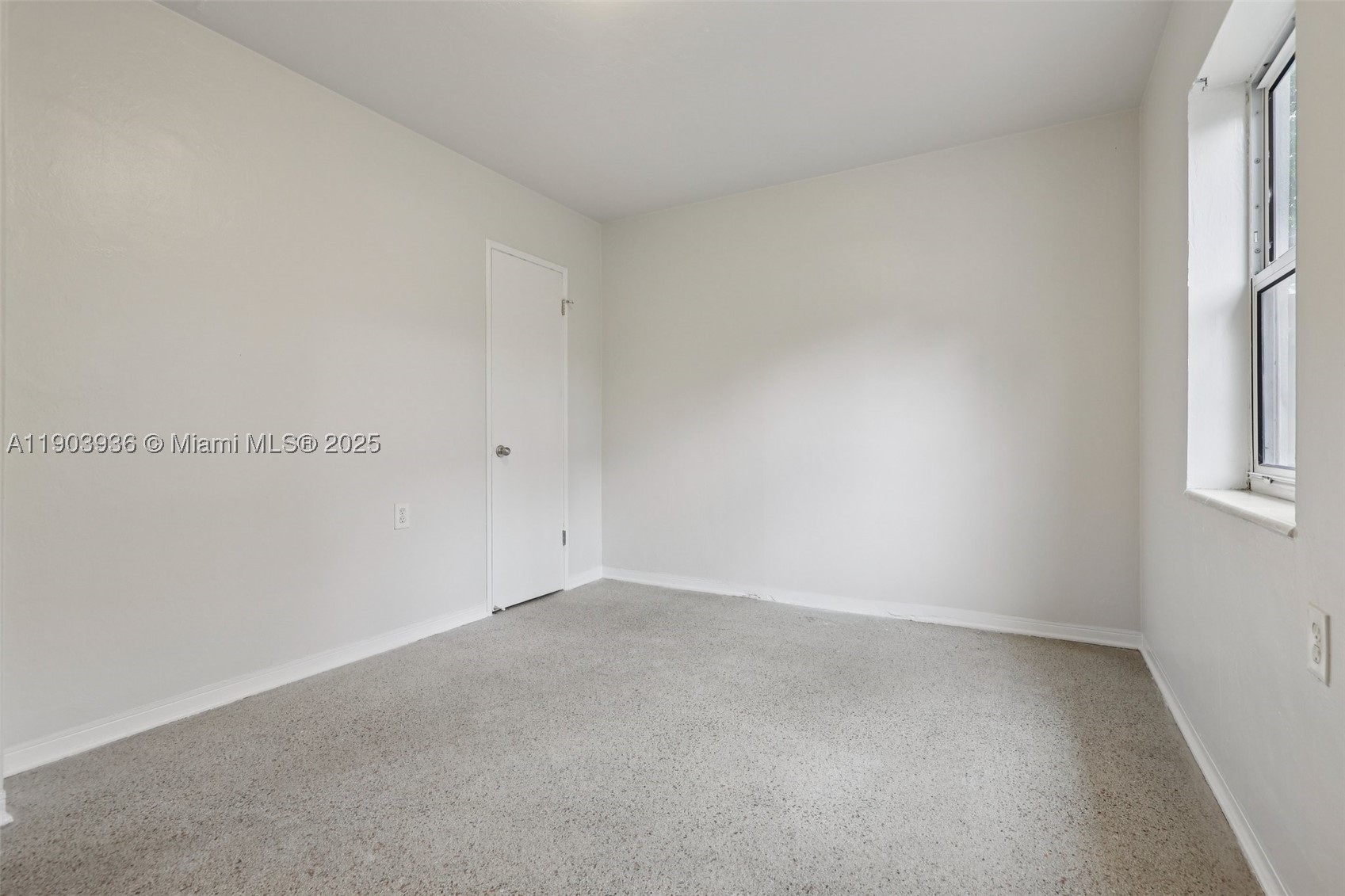 HOLIDAY HEIGHTS - Residential