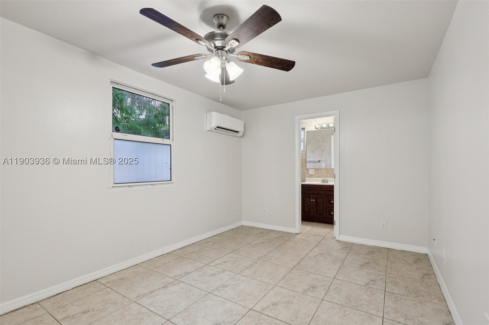 HOLIDAY HEIGHTS - Residential