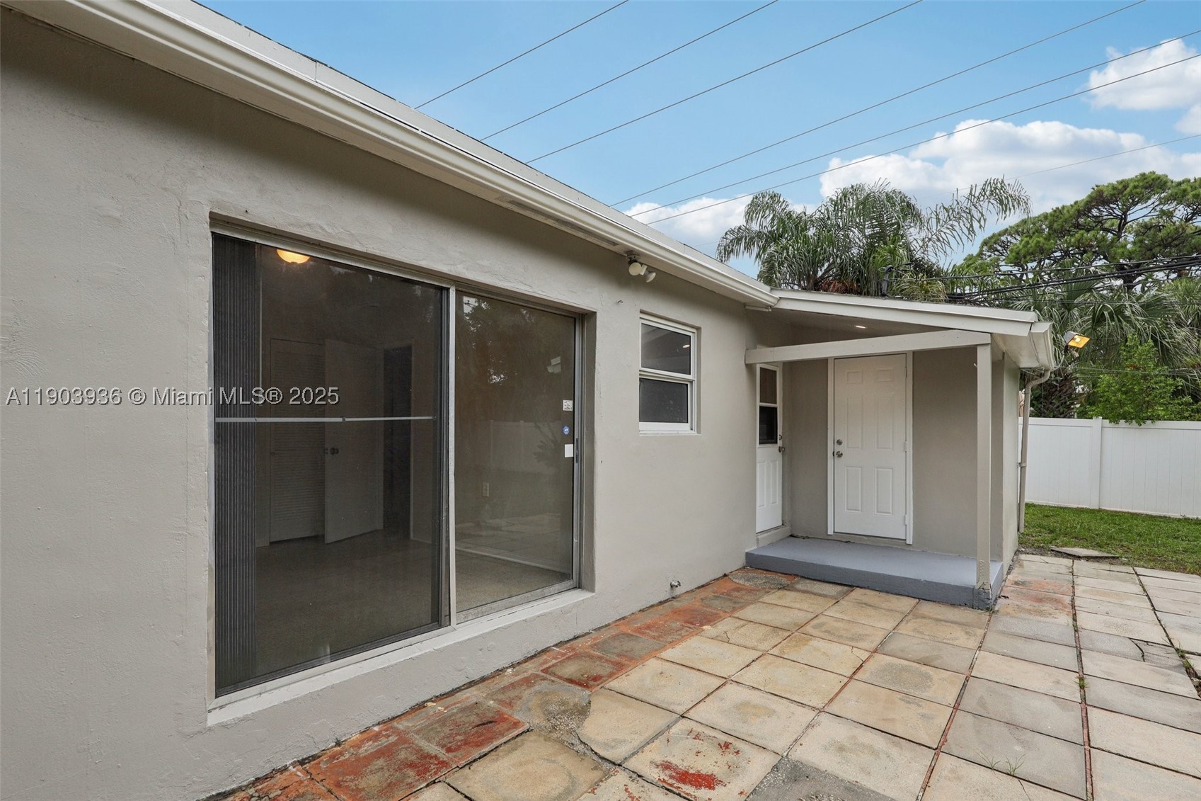 HOLIDAY HEIGHTS - Residential