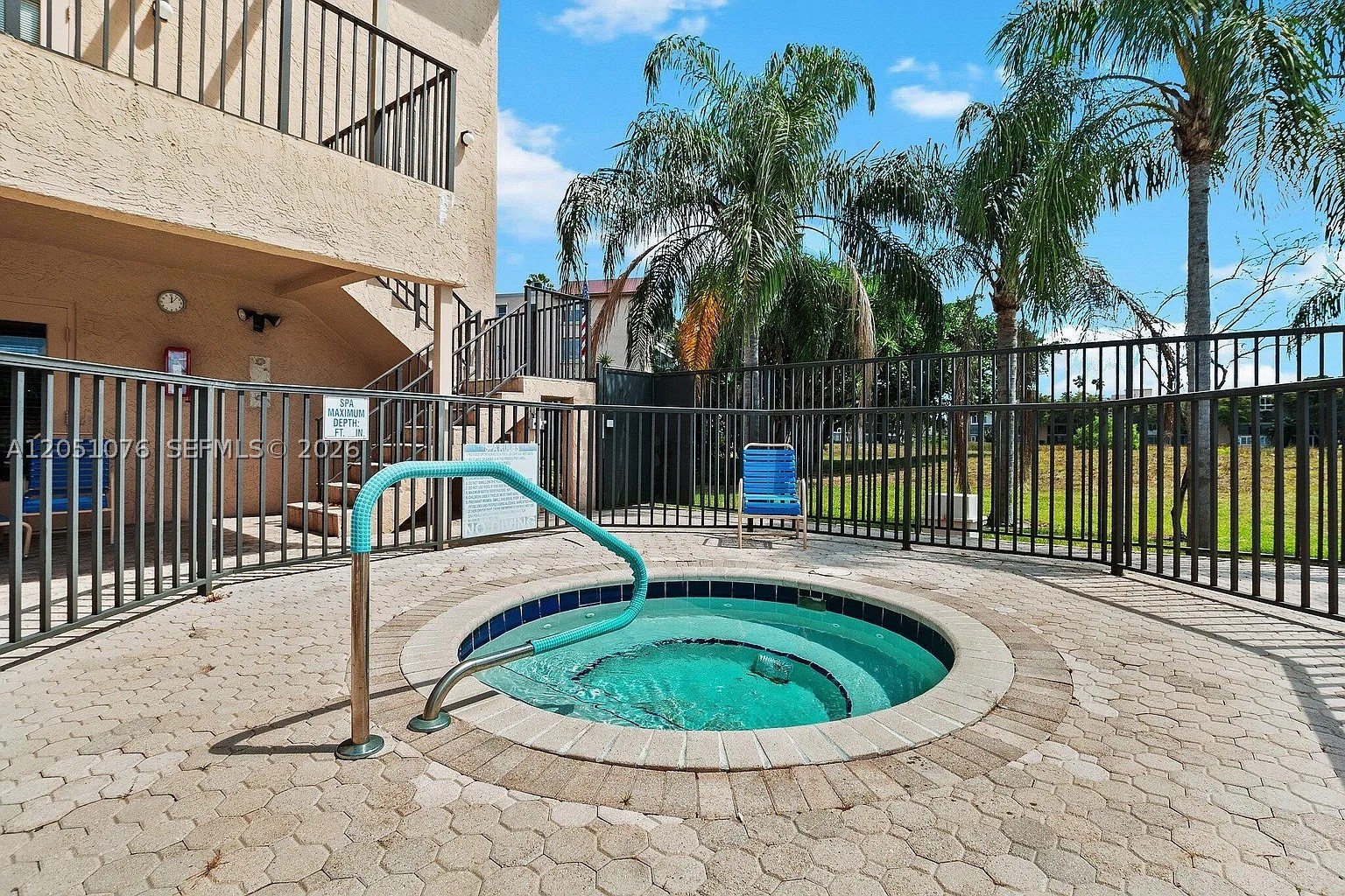 PALM LAKES CONDO - Residential