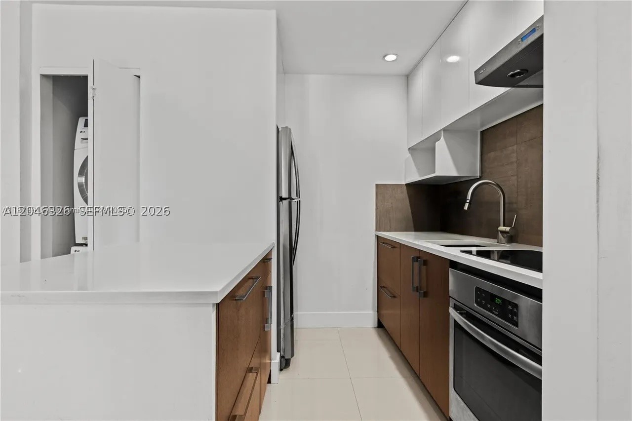 TIGERTAIL BAY CONDO - Residential