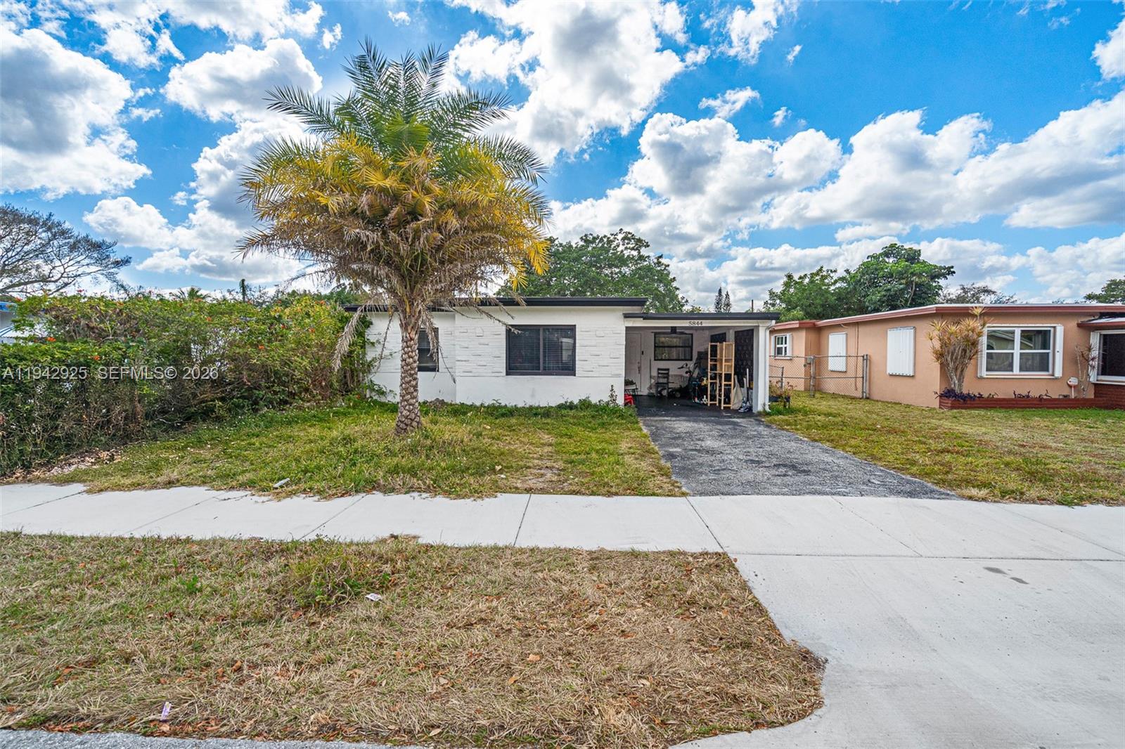 HOLLYWOOD BEACH HEIGHTS S - Residential